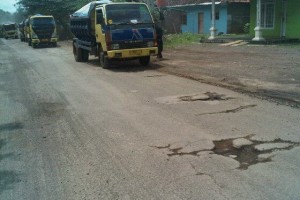 Jalan Raya Cidahu Yang Selalu Rusak